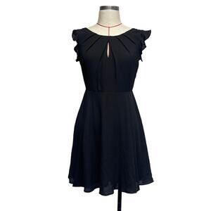 Express Womens Size 4 Keyhole Flutter Sleeve Lace Detail Dress